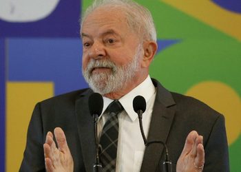 «Это дерьмо»: Президент Бразилии выступил против видеоигр — по его мнению, они приводят только к насилию