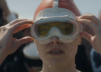 Disney выпустила трейлер байопика «Девушка и море» с Дейзи Ридли в роли олимпийской чемпионки по плаванию