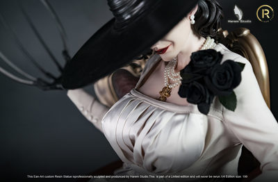 Анонсирована эротическая статуэтка Леди Димитреску из Resident Evil Village за 70 тысяч рублей