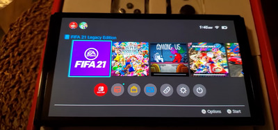 Ярче, контрастнее и больше: Сравнение экранов Nintendo Switch OLED и обычной версии консоли