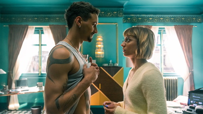 Подготовка к ограблению в тизере спин-оффа сериала "Бумажный дом" о Берлине Подготовка к ограблению в тизере спин-оффа сериала "Бумажный дом" о Берлине