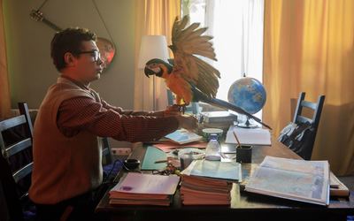 В России снимают фильм "Возвращение попугая Кеши" с Никитой Кологривым — первые фото