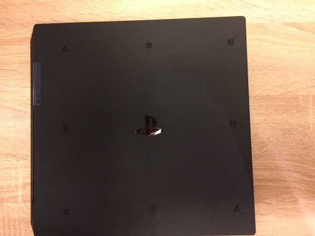 PS4 PRO