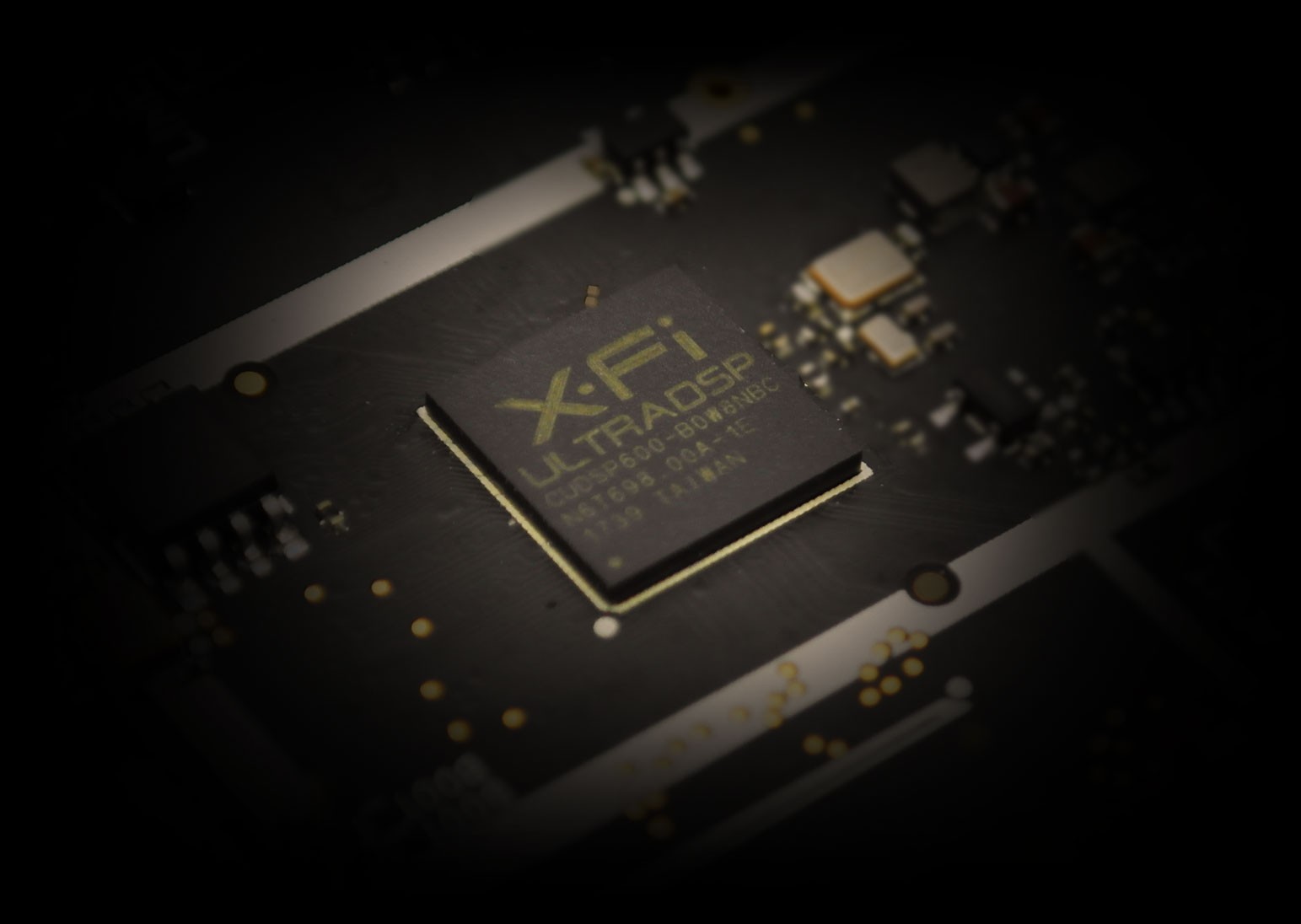 Super X-Fi Headphone Audio Holography Super X-Fi Headphone Audio Holography