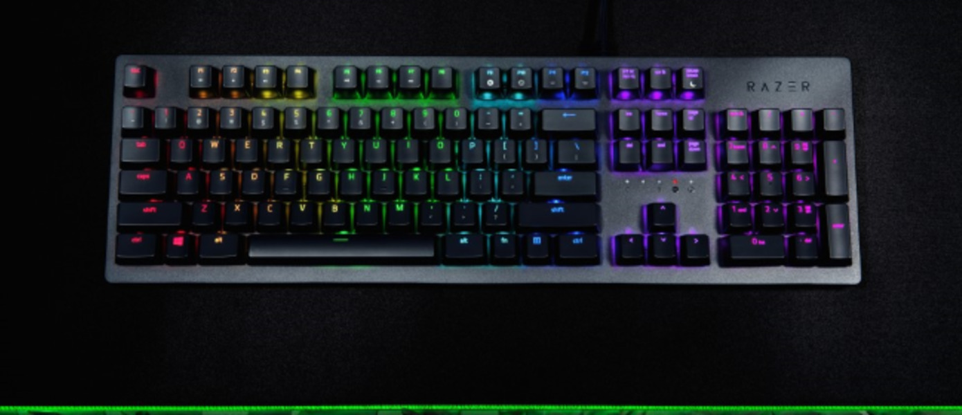 Razer выпустила клавиатуру с оптическим переключателям Razer Huntsman