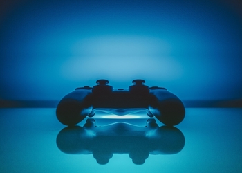 На французском сайте PlayStation появилась информация о совместимости контроллера PlayStation 5 с PlayStation 4