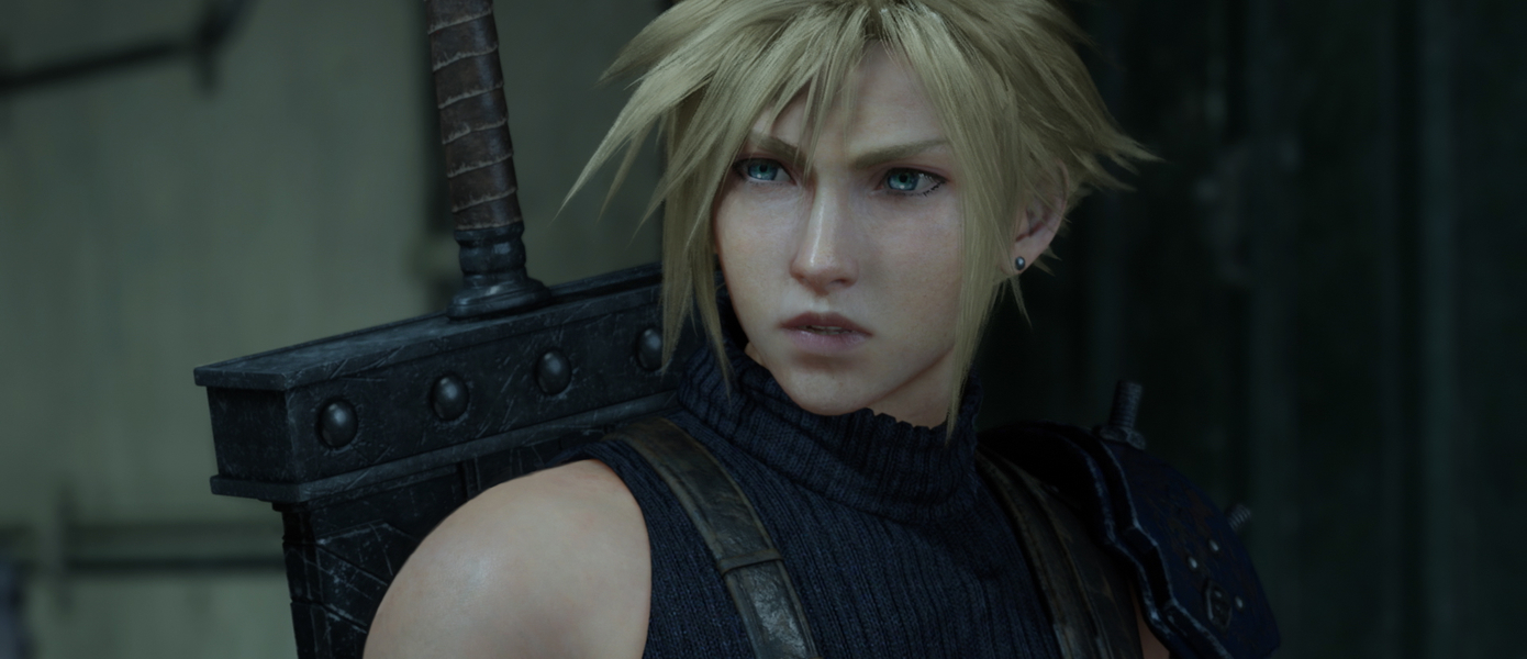 Выглядит впечатляюще: Японский фанат Final Fantasy VII воссоздал из картона меч Клауда
