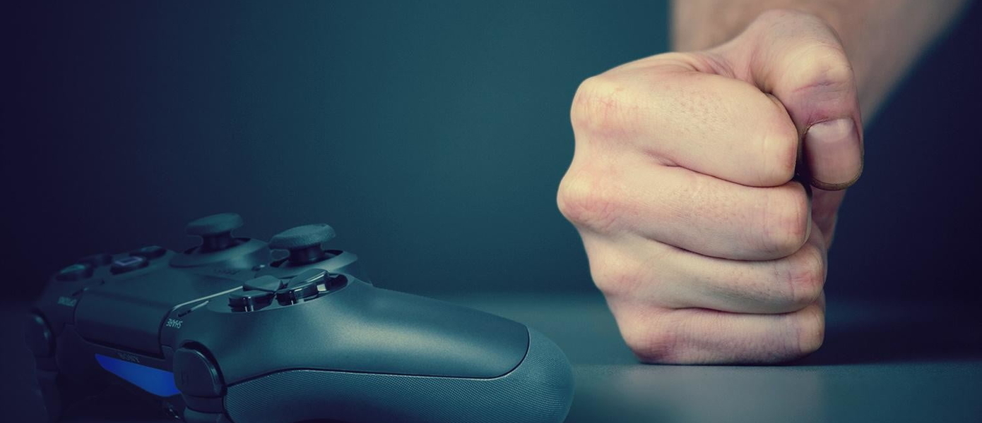 «Настолько всё плохо?» — владельцев PS4 разозлила майская подборка бесплатных игр для PlayStation Plus