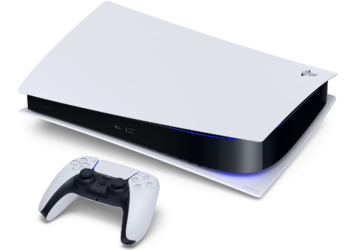 Большая малышка: Игроки сравнили размер PlayStation 5 с другими консолями - результат удивляет