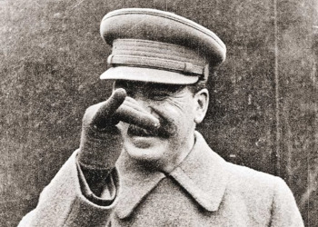 Сталин повелевает Ктулху танцевать! Раскрыта дата релиза долгожданной Stalin vs. Martians 4