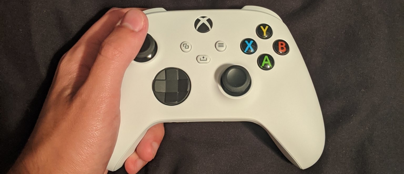 Контроллер без одёжки: Появилось фото белого геймпада Xbox нового поколения со снятым корпусом