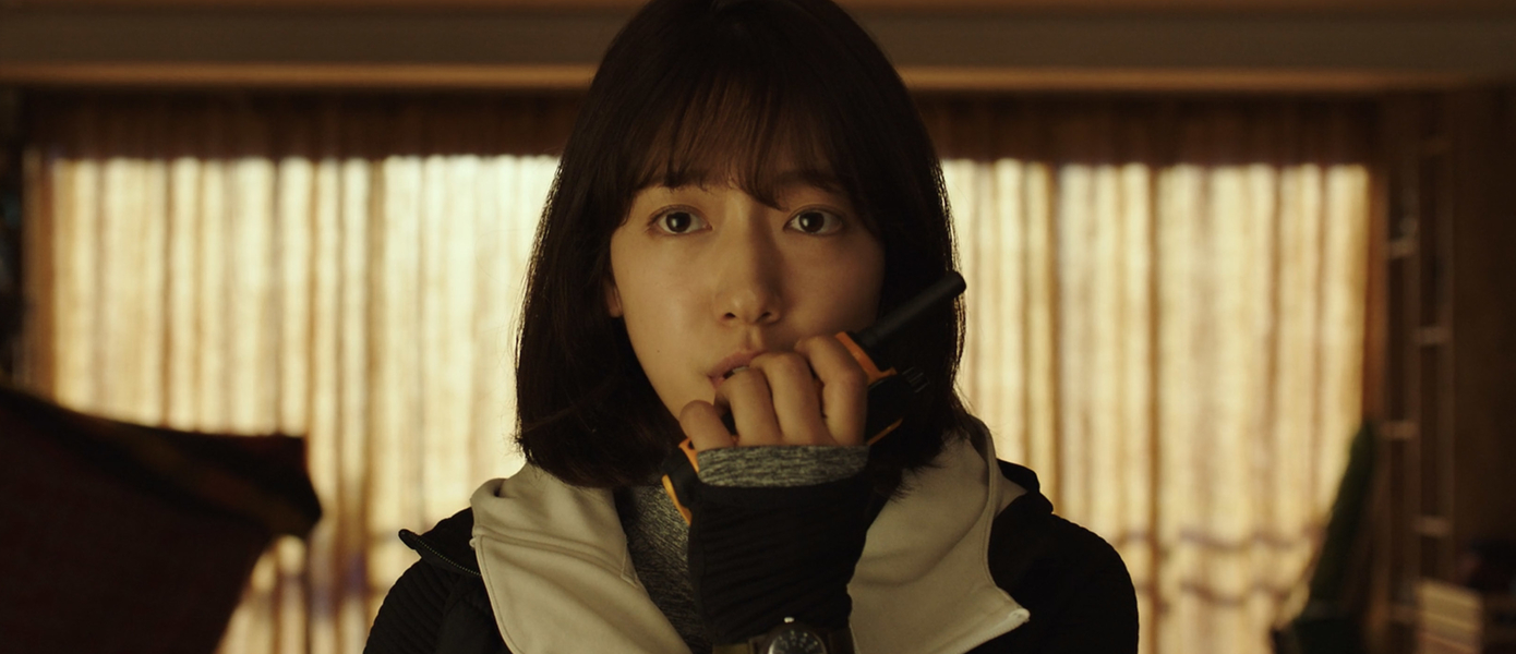 Еще один корейский хоррор про зомби: Обзор фильма “#Выжить” (#ALIVE)