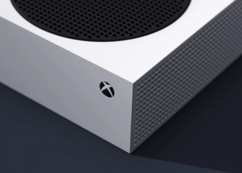 Xbox Series S отправляются в магазины - появилась первая фотография с коробками