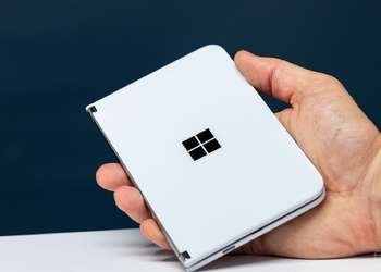 Очередной провал? Цена Microsoft Surface Duo упала спустя месяц после релиза