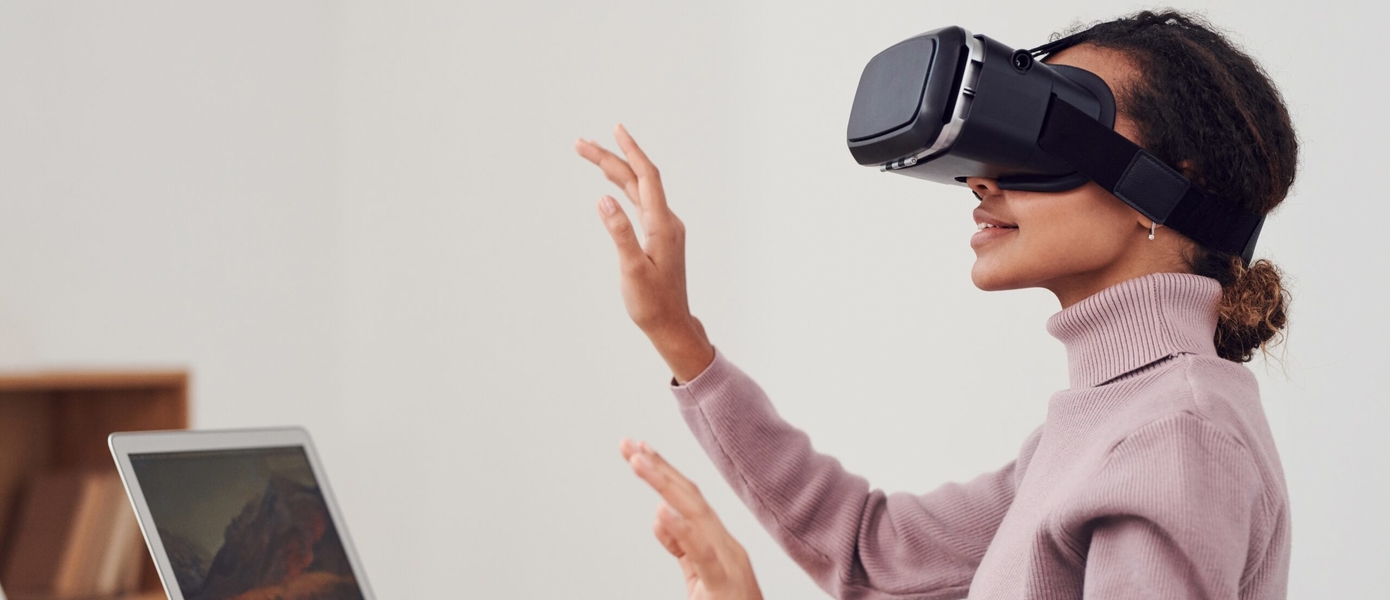 Apple проектирует мощную и дорогую VR-гарнитуру, которой потребуется активное охлаждение — СМИ