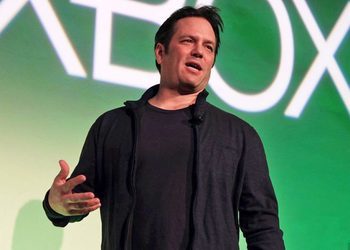 Глава Xbox Фил Спенсер сделал выпад в адрес Sony