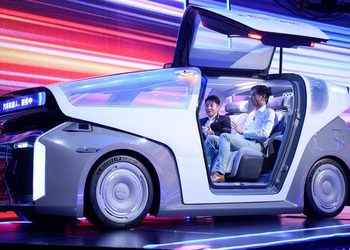 Baidu представила прототип беспилотного автомобиля с «умным» автопилотом
