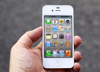 В сеть выложили изображения прототипа iPhone 4s с Touch ID