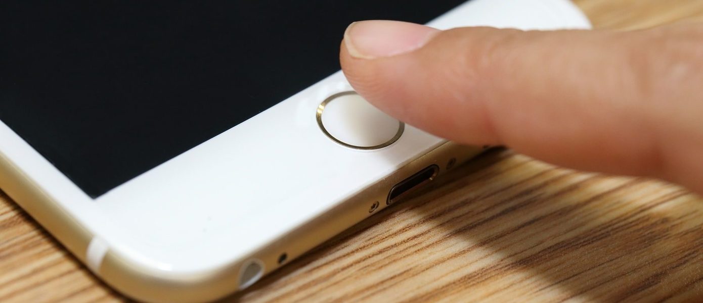 Специалисты обманули сканер Touch ID в MacBook и iPad, обойдя защиту Apple при помощи плёнки и клея