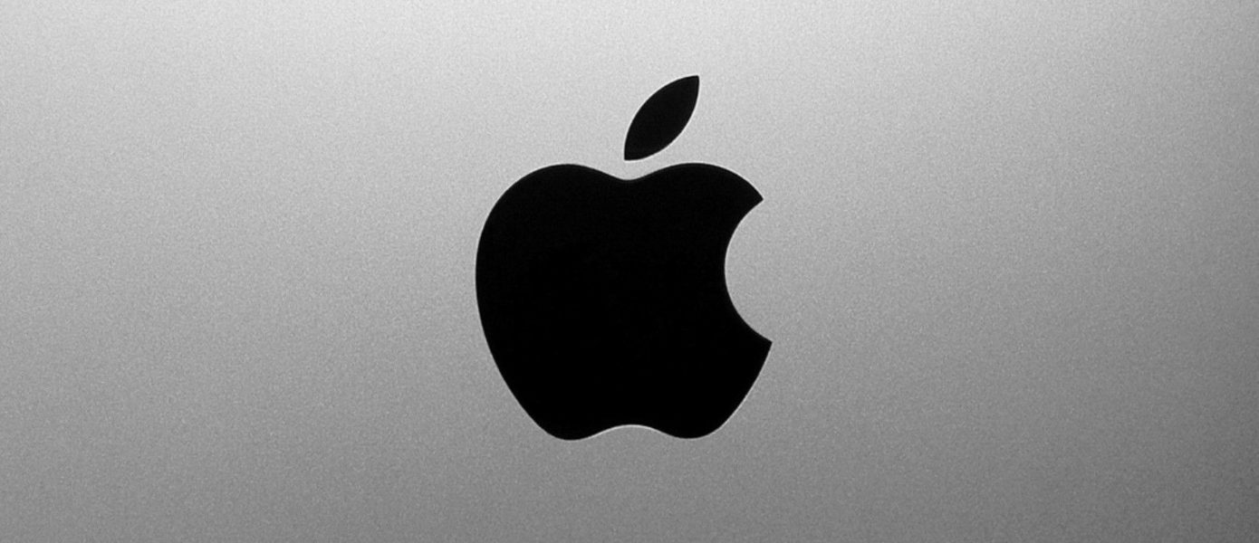 Apple приостановила продажи iPhone и iPad в России