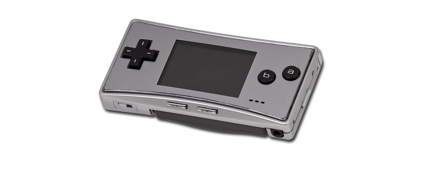Бывший глава Nintendo of America Реджи Фис-Эме: Выпуск Game Boy Micro был плохой идеей