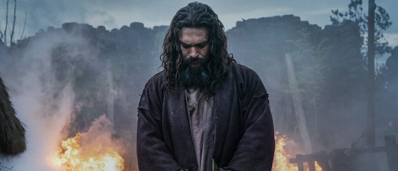 Слепой Джейсон Момоа рубит врагов в трейлере третьего сезона сериала