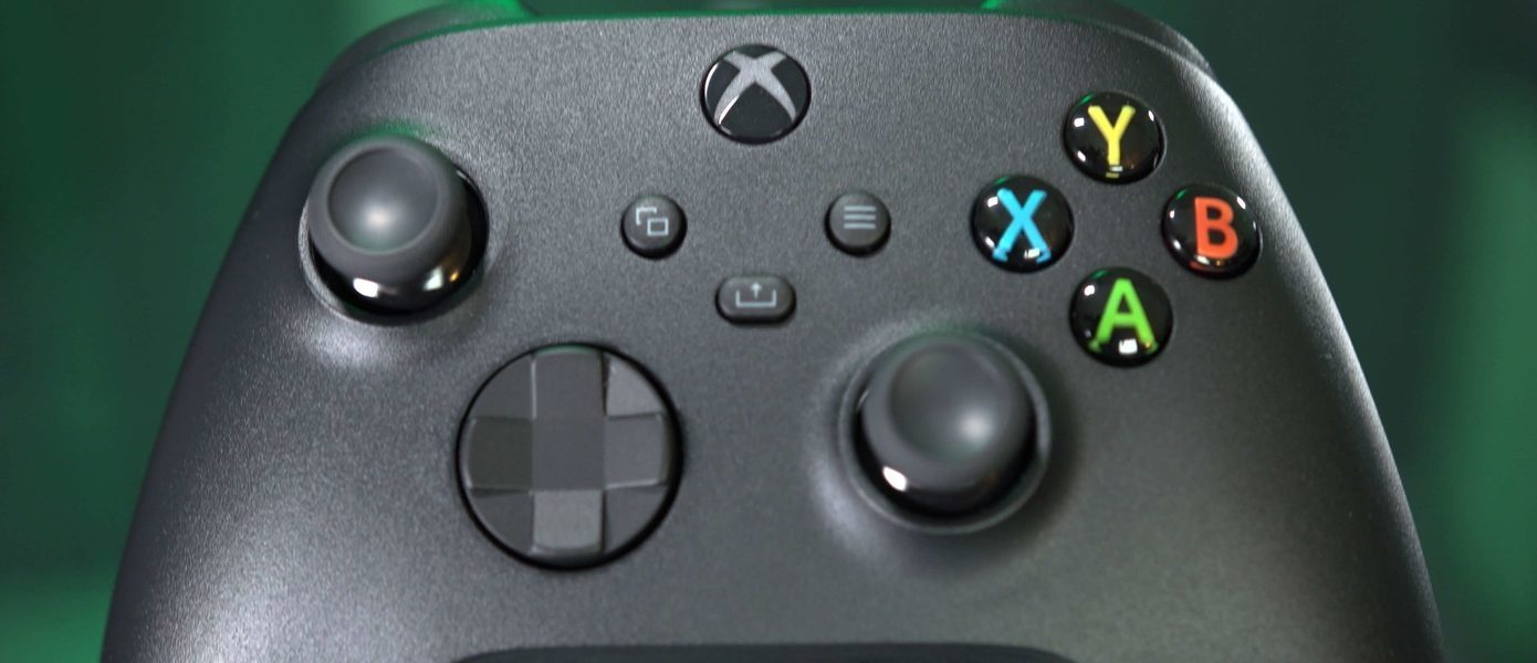 Microsoft выпустила уютную кофту для контроллера Xbox
