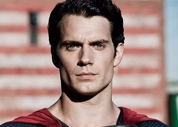 Дуэйн Джонсон поспособствовал возвращению Генри Кавилла к роли Супермена