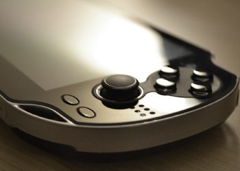 Джефф Грабб: Sony работает над новым портативным устройством PlayStation — оно предназначено для стриминга