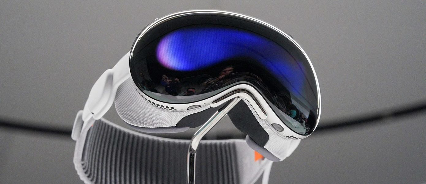 СМИ: Apple готовит более доступную версию AR-очков Vision Pro