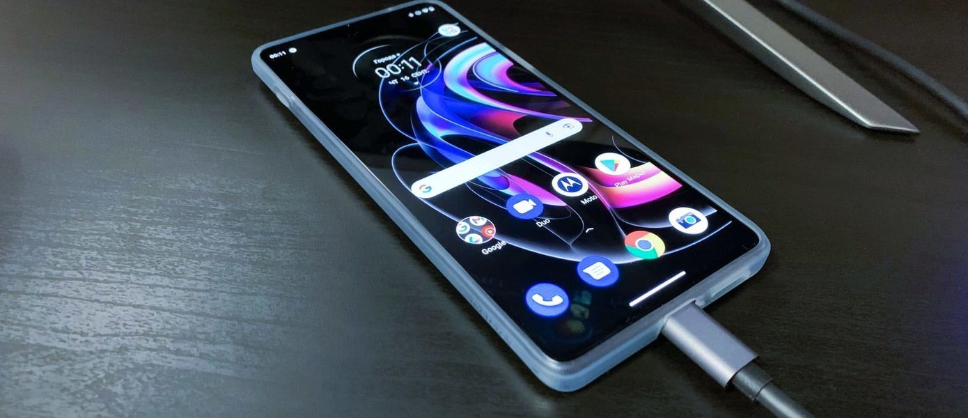 В России хотят запретить параллельный импорт смартфонов Samsung и LG