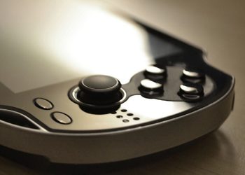 Инсайдер: Sony может выпустить новую портативную консоль для борьбы с Nintendo на японском рынке