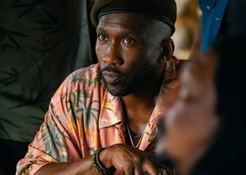 «Такое не каждый день увидишь»: Второй трейлер фантастического фильма «Мир Юрского периода: Перерождение»