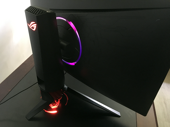 ASUS ROG Strix XG32VQ