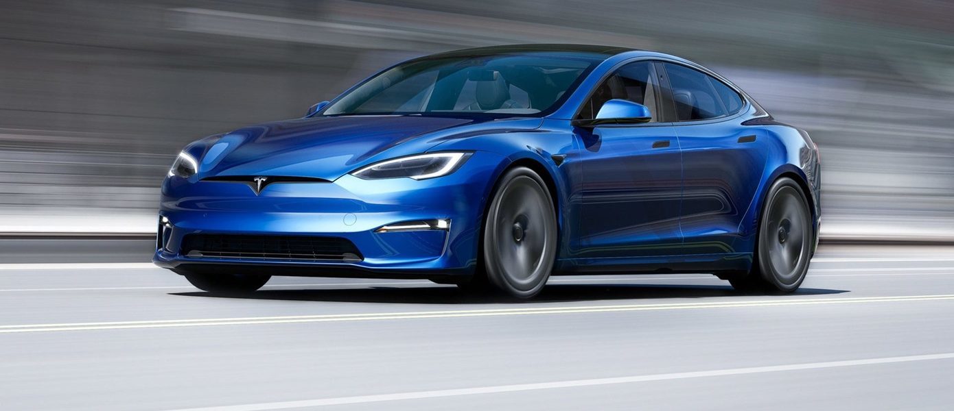 Илон Маск показал Cyberpunk 2077 на новом электромобиле Tesla Model S с бортовым компьютером мощностью PlayStation 5