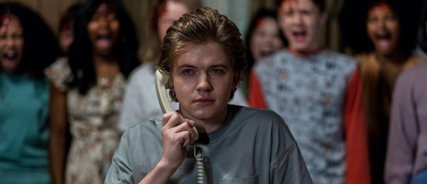 Неизлечимо больные подростки встречают призраков в трейлере сериала